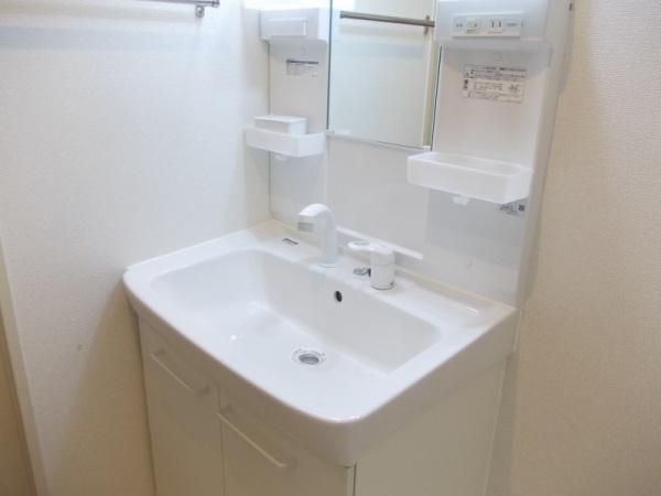 羽曳野市西浦４丁目のハイツ