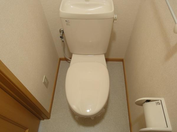 羽曳野市桃山台４丁目のハイツ