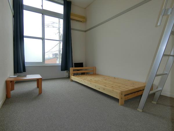 羽曳野市島泉３丁目のアパート