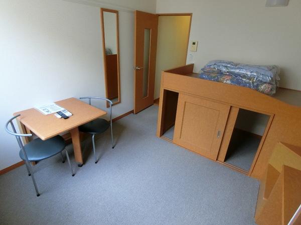 藤井寺市大井1丁目のハイツ(リビング)