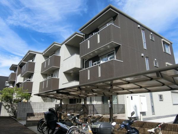 藤井寺市国府２丁目のハイツ