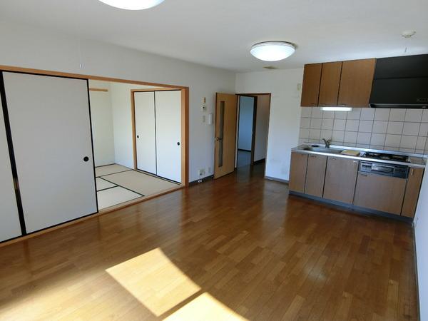 藤井寺市藤ケ丘３丁目のマンション