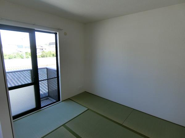 羽曳野市島泉５丁目のハイツ