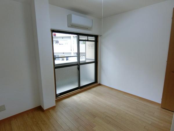 メゾンドアンジュ(洋室)