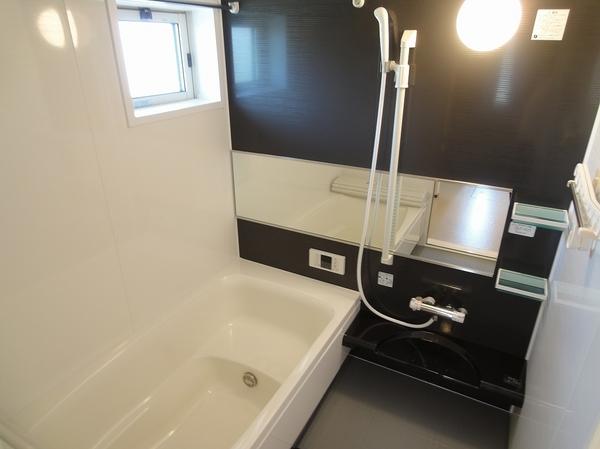 羽曳野市誉田３丁目のハイツ