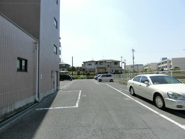 羽曳野市伊賀５丁目のマンション