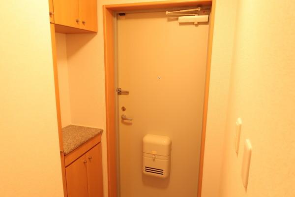 プリュクレール(玄関)