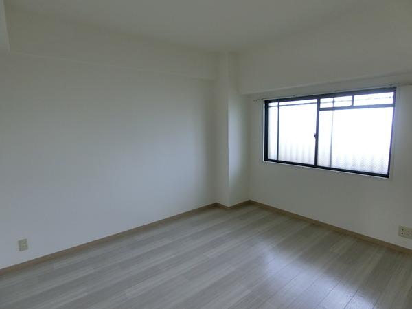 藤井寺市藤ケ丘３丁目のマンション