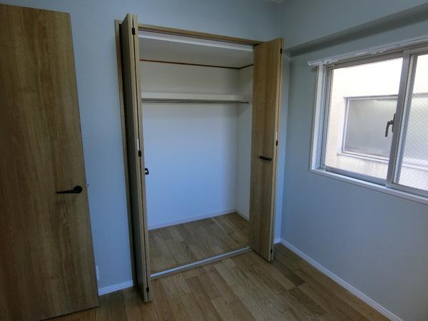 藤井寺市小山６丁目のマンション