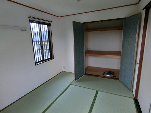 羽曳野市高鷲３丁目のハイツ