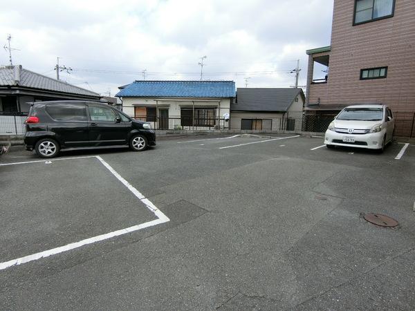 羽曳野市高鷲３丁目のハイツ