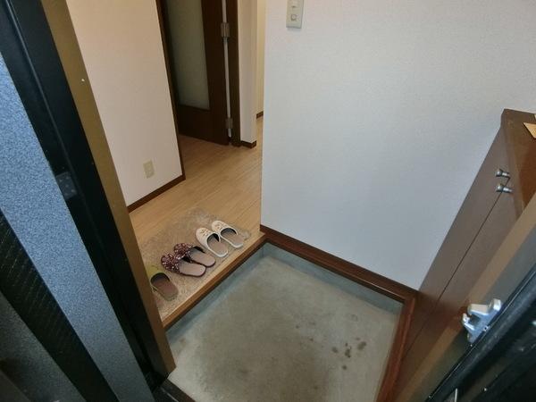 羽曳野市高鷲３丁目のハイツ