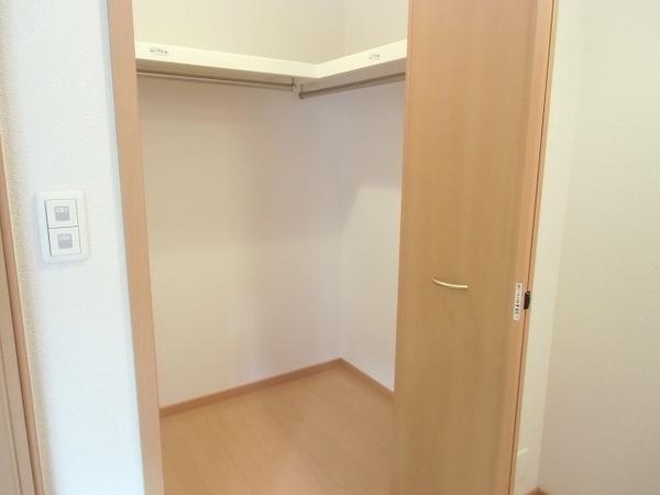 松原市南新町１丁目のハイツ
