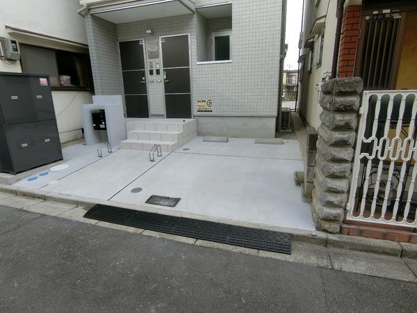 羽曳野市西浦４丁目のハイツ