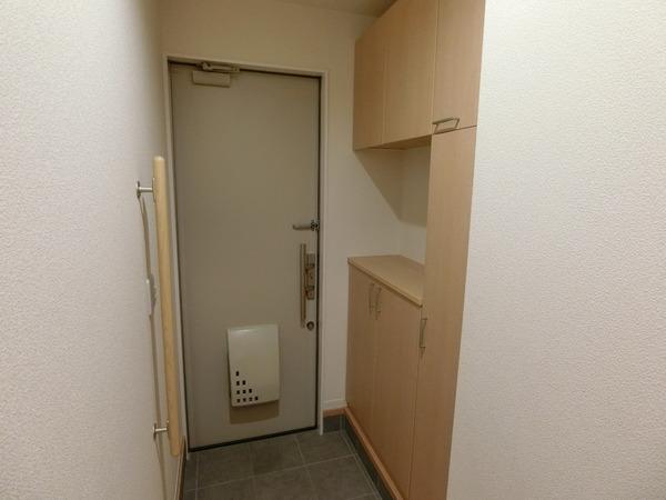 松原市一津屋４丁目のハイツ