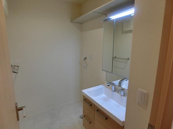 松原市一津屋４丁目のハイツ