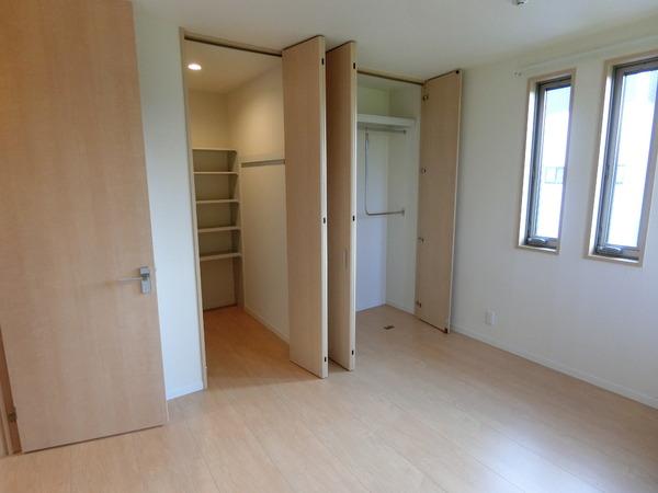松原市一津屋４丁目のハイツ