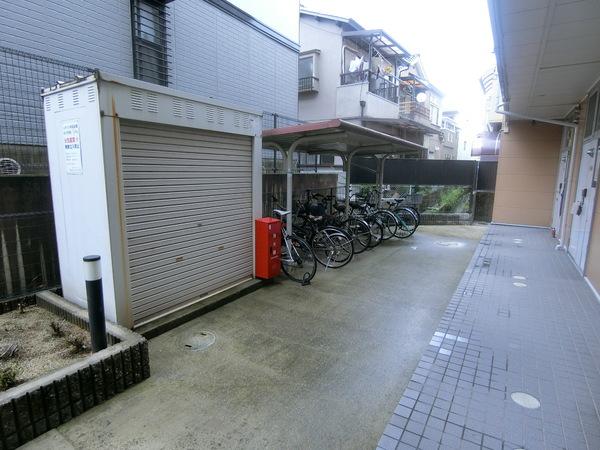 羽曳野市島泉８丁目のマンション