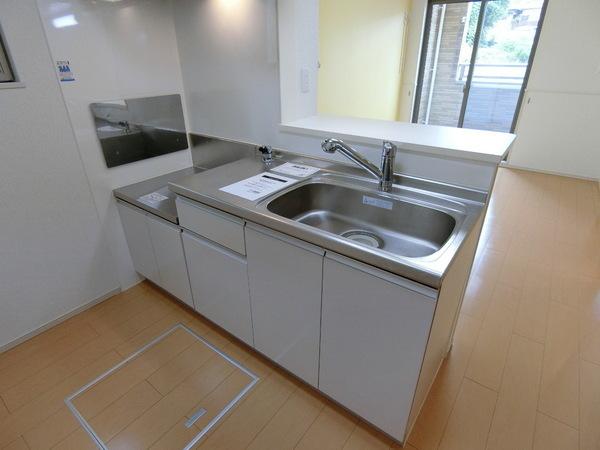 羽曳野市東阪田のハイツ