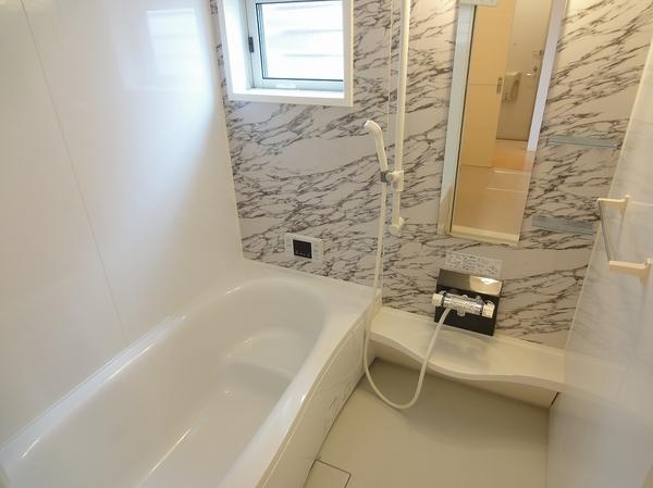 藤井寺市沢田３丁目のハイツ