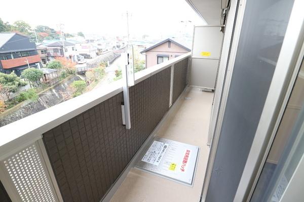 羽曳野市誉田５丁目のハイツ