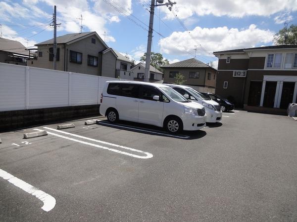 羽曳野市島泉２丁目のハイツ