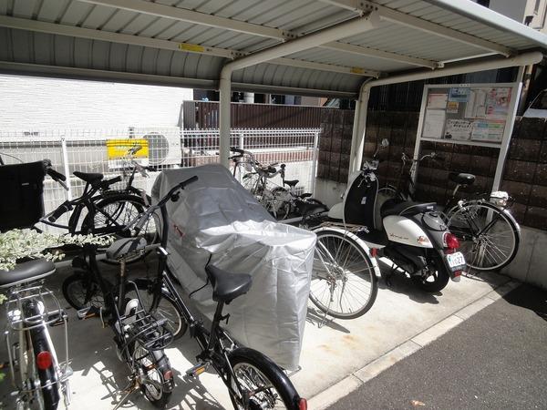 羽曳野市島泉２丁目のハイツ