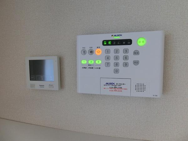 レイクヒルズA棟(セキュリティ)