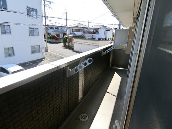 レイクヒルズA棟(バルコニー)