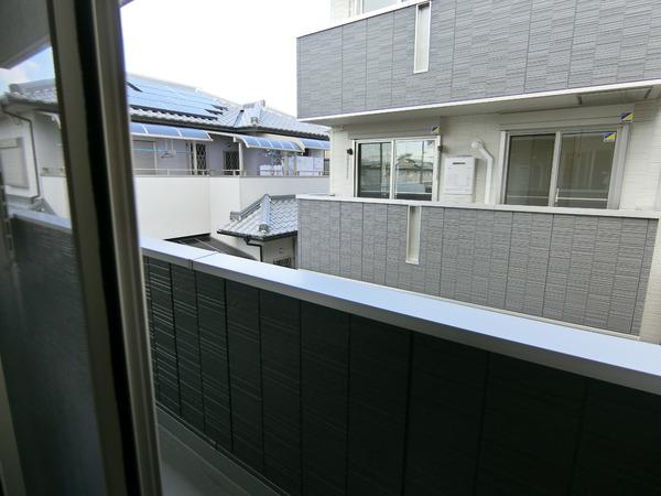 柏原市法善寺３丁目のハイツ