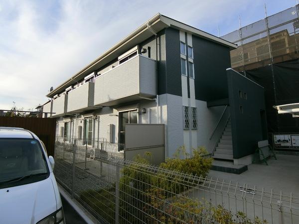 羽曳野市古市１丁目のハイツ