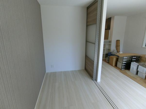 羽曳野市誉田３丁目のハイツ