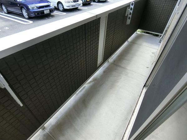 レイクヒルズC棟(バルコニー)