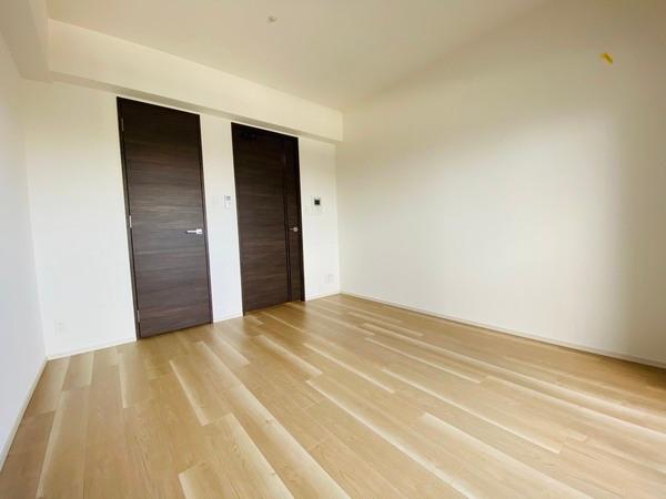 スワンズシティ大阪城北詰(洋室)