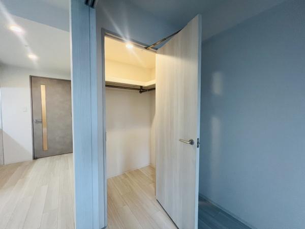 大阪市城東区中浜2丁目のマンション(収納)