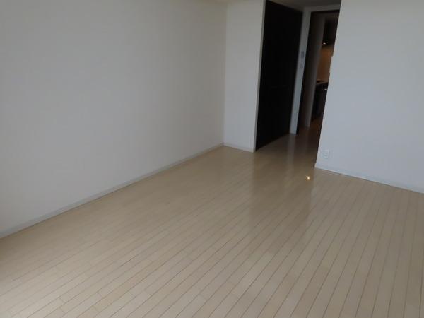 エスティメゾン京橋(洋室)