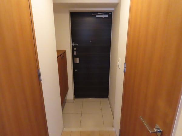 レジュールアッシュ大阪城ノルド(玄関)