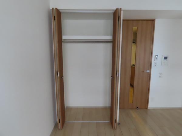 レジュールアッシュ大阪城ノルド(収納)