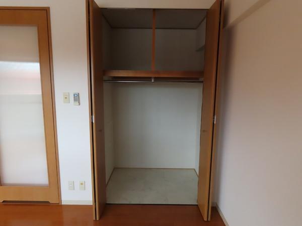 ウィスタリア京橋(収納)