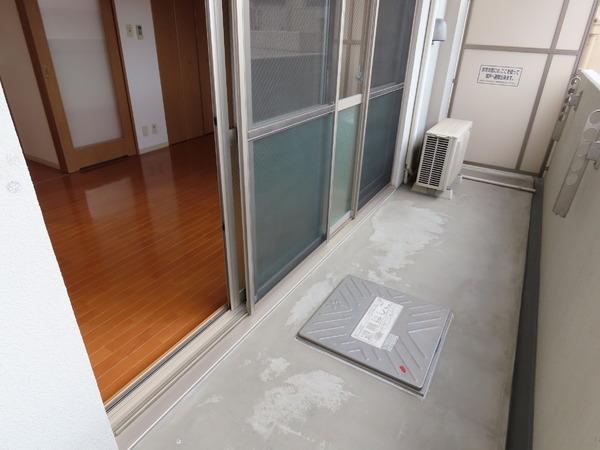 ウィスタリア京橋(バルコニー)