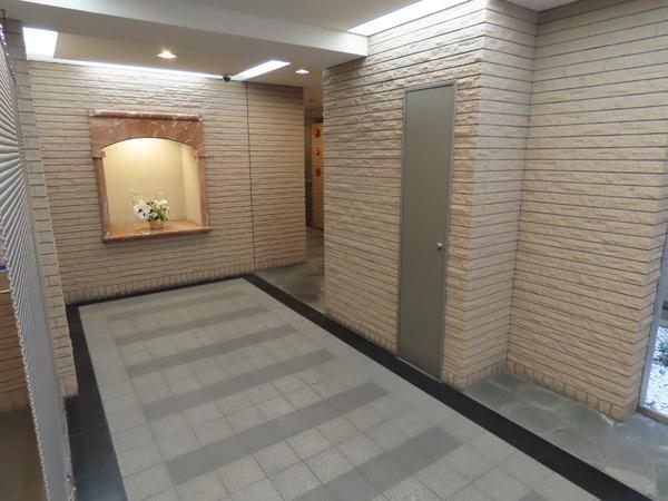 ウィスタリア京橋(エントランス)