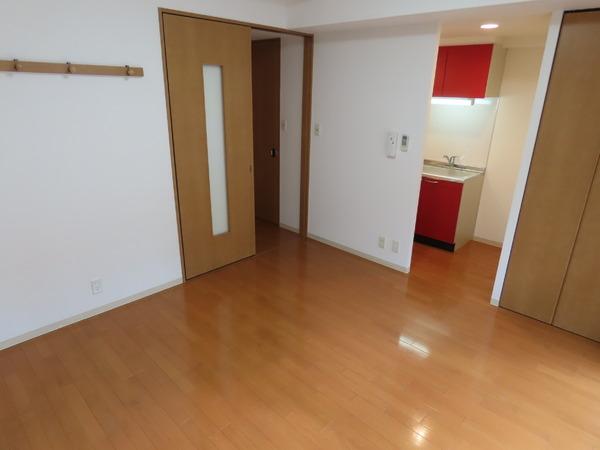 ウィスタリア京橋(リビング)