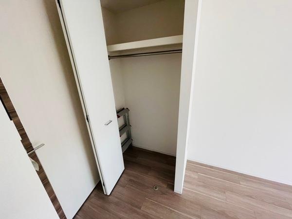 セレニテ京橋クレア(収納)
