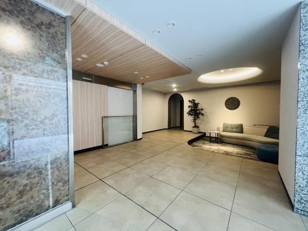 大阪市都島区都島北通1丁目のマンション(エントランス)