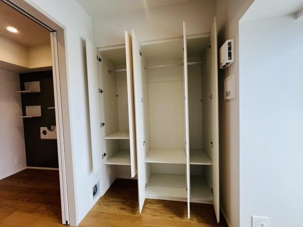 大阪市都島区都島北通1丁目のマンション(収納)