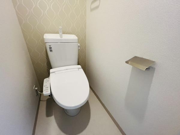 大阪市都島区都島北通1丁目のマンション(トイレ)