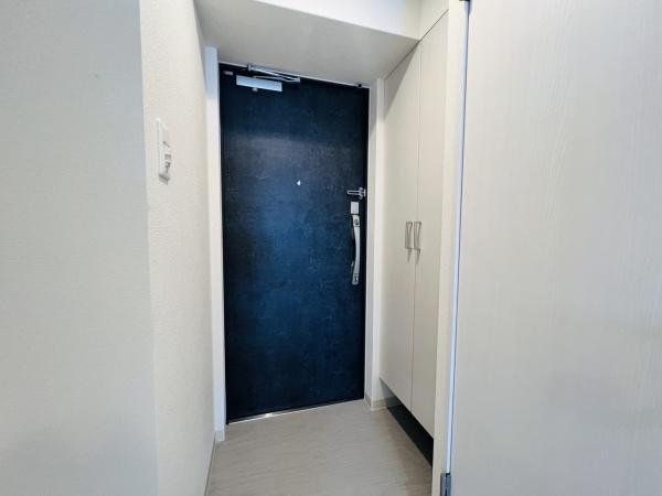 大阪市都島区都島北通1丁目のマンション(玄関)