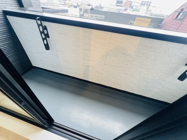 大阪市城東区東中浜9丁目のマンション(バルコニー)