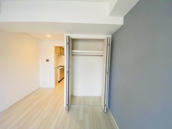 スプランディッド京橋EAST(収納)