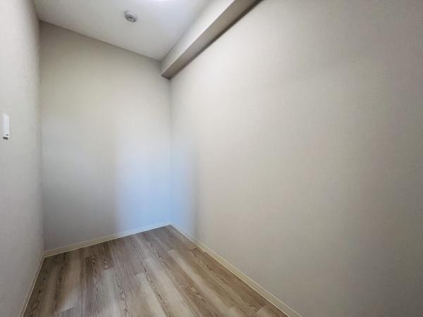 大阪市都島区片町2丁目のマンション(洋室)